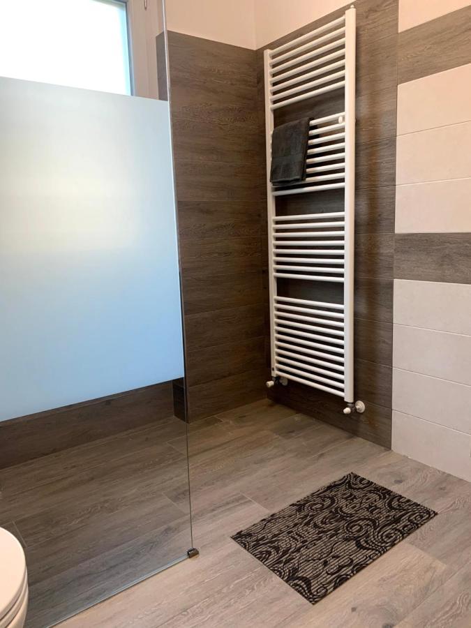 Ferienwohnung Il Barcaiolo Sarnico Exterior foto